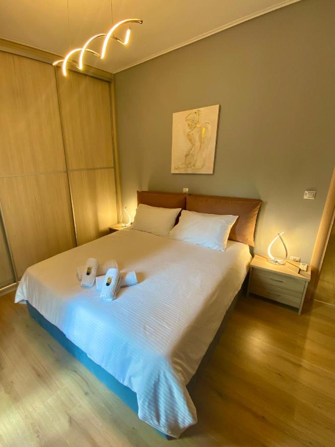 Luxury Suite 10' From The Center เอเธนส์ ภายนอก รูปภาพ