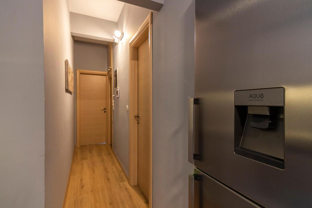 Luxury Suite 10' From The Center เอเธนส์ ภายนอก รูปภาพ