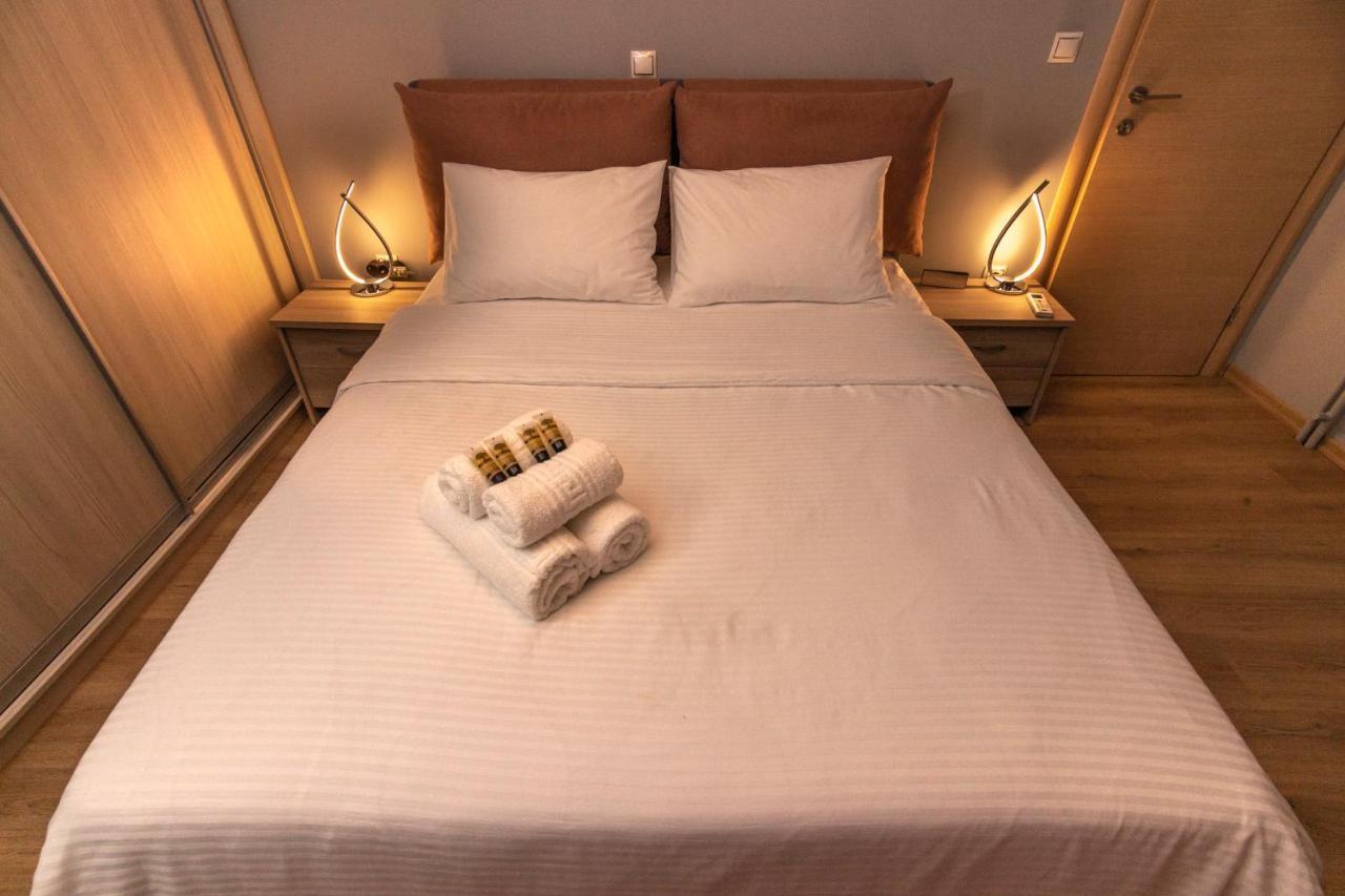 Luxury Suite 10' From The Center เอเธนส์ ภายนอก รูปภาพ