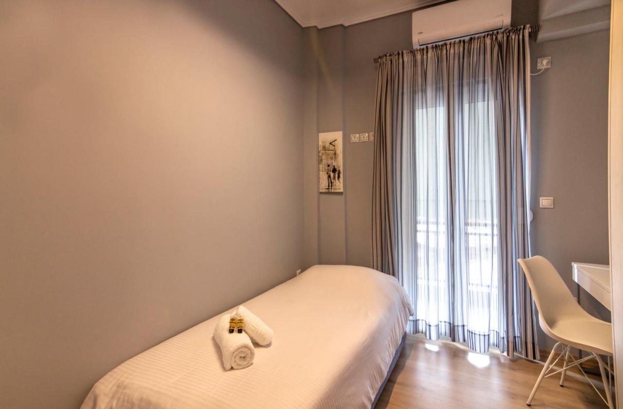 Luxury Suite 10' From The Center เอเธนส์ ภายนอก รูปภาพ
